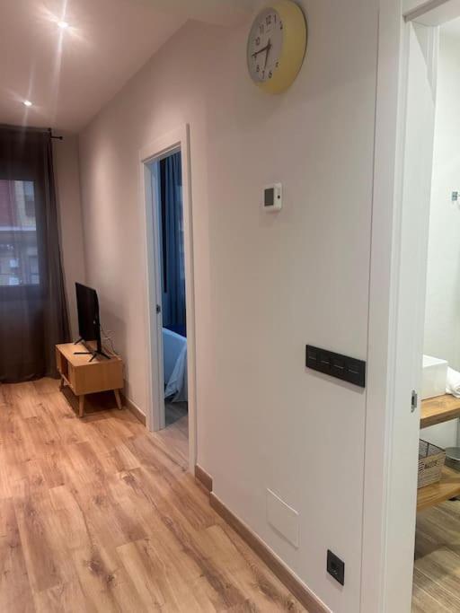 Coqueto Apartamento Cerca Del Casco Viejo Con Garaje Gratis ビルバオ エクステリア 写真
