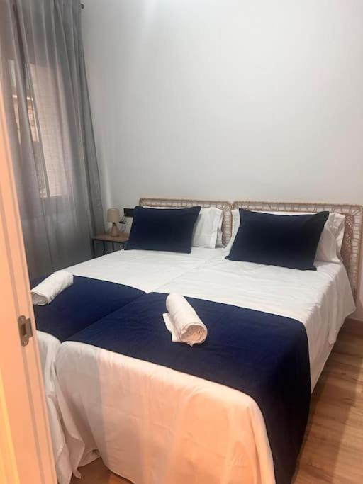 Coqueto Apartamento Cerca Del Casco Viejo Con Garaje Gratis ビルバオ エクステリア 写真