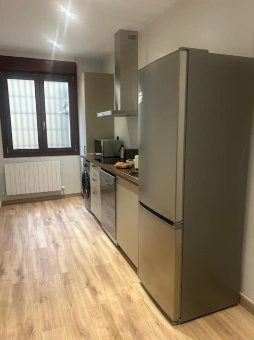 Coqueto Apartamento Cerca Del Casco Viejo Con Garaje Gratis ビルバオ エクステリア 写真